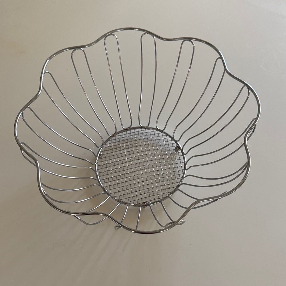 Silver Wire Flower Fruit Basket